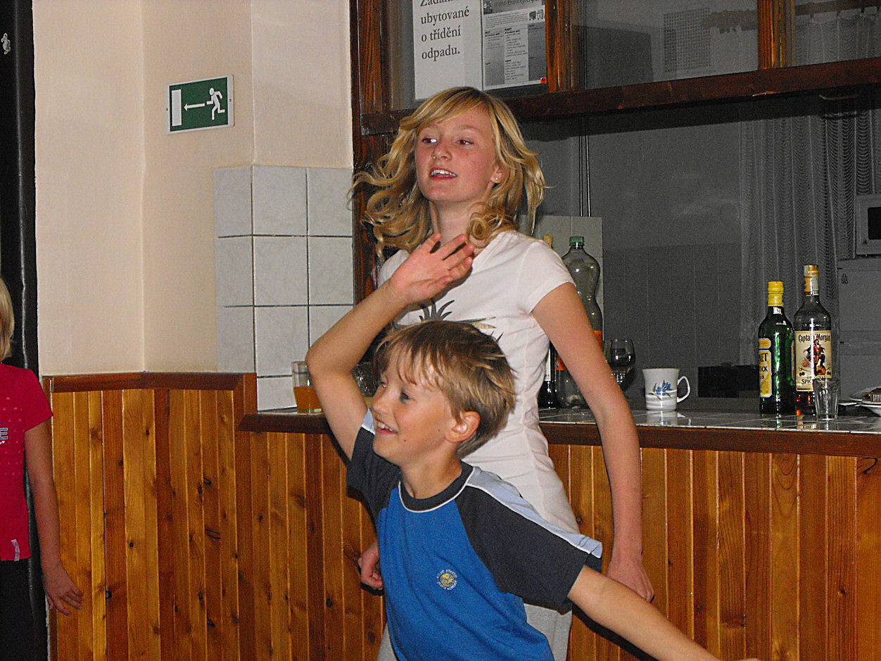2011_10090143